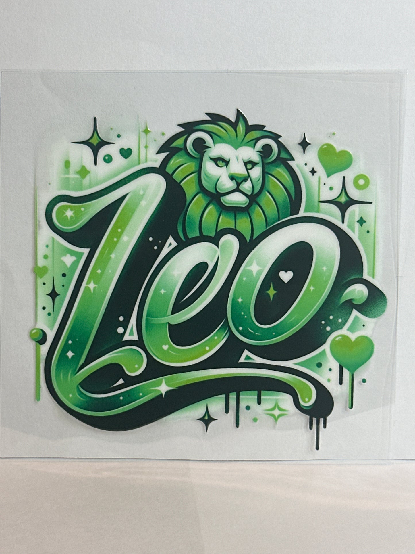 Leo (green)